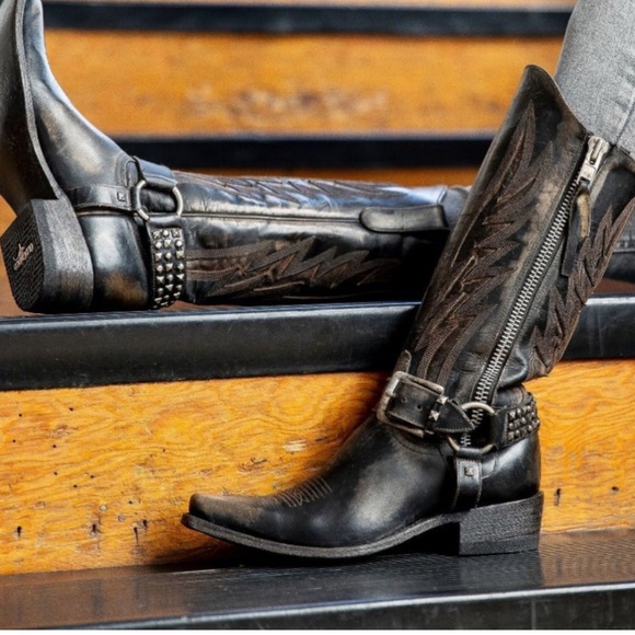 OLD GRINGO Aileen Black & Brown Leather Studded Harness Western Boots 9.5 NWT - Picture 2 of 15